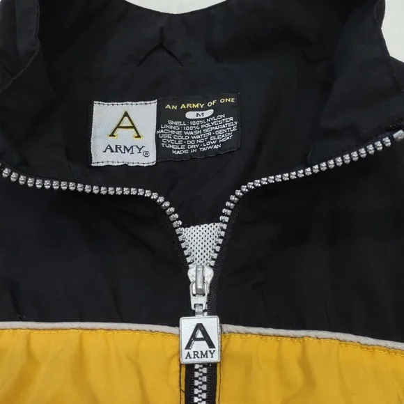 ARMY Jacket. - Picture 8 of 15